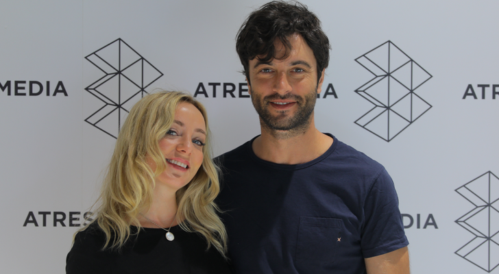 Javier Rey y Ángela Cremonte, protagonistas de 'Mentiras'