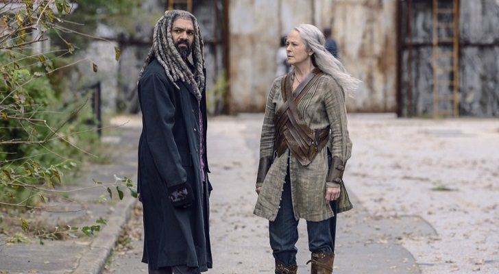 El Rey Ezekiel y Carol en 'The Walking Dead'