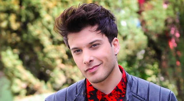 Blas Cantó Es Hijo De Toni Cantó