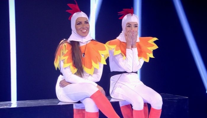 Irene Junquera y Adara Molinero en la sala de expulsión de 'GH VIP 7'