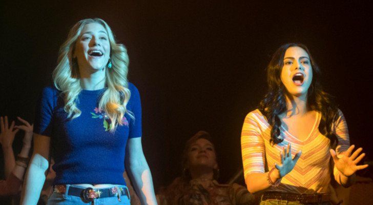 Lili Reinhart y Camila Mendes en &#39;Riverdale&#39;