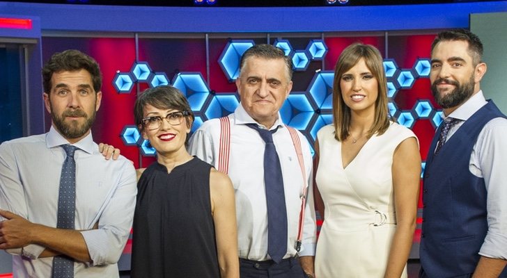 Gonzo con el equipo de 'El intermedio'