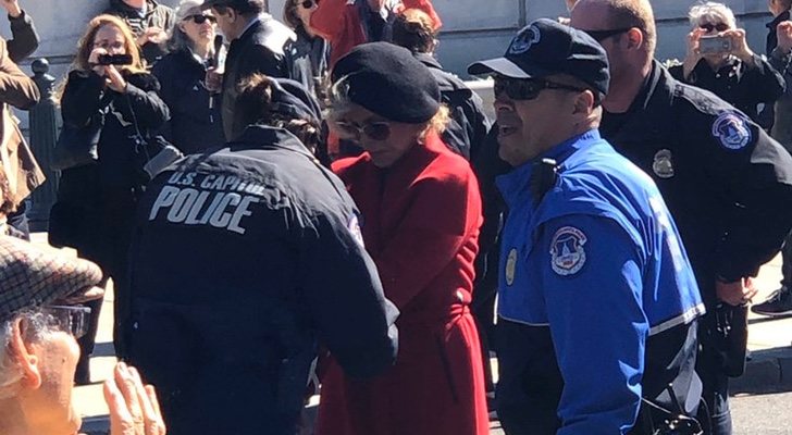 Jane Fonda, detenida en su lucha contra el cambio climático