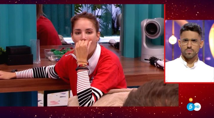 Miguel Frigenti, atento a las palabras de Alba Carrillo en 'GH VIP 7'