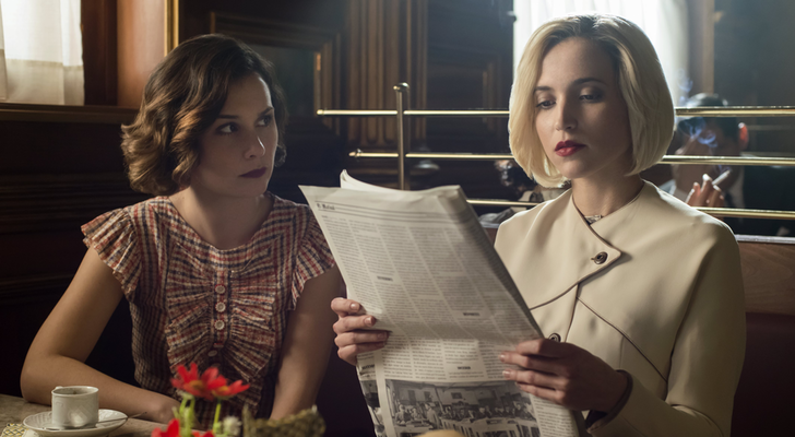 Nadia de Santiago y Ana Fernández en 'Las chicas del cable'