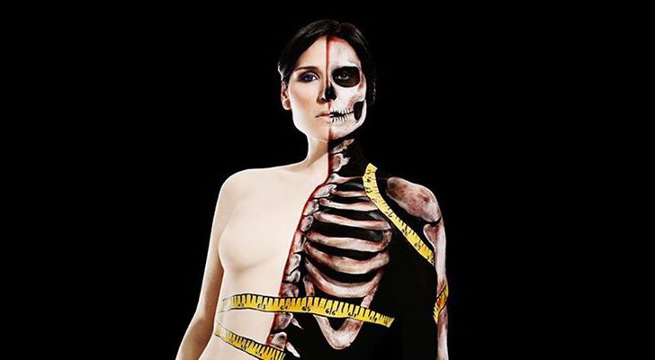 Rosa López, con un body paint de esqueleto, en una imagen publicada en su Instagram por Halloween