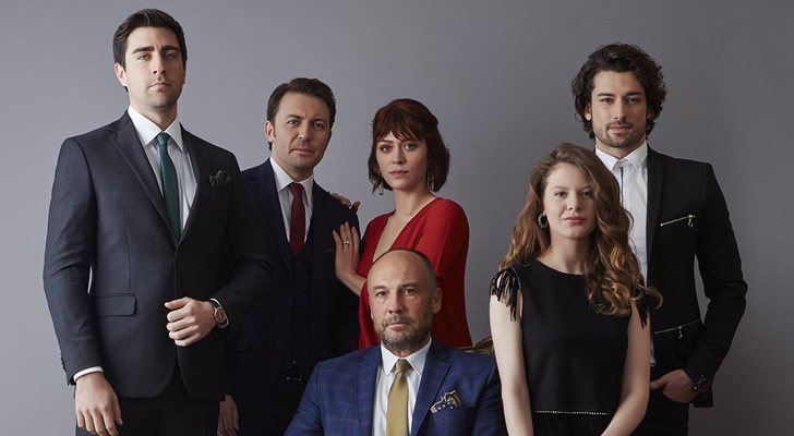 Los miembros de la familia Egemen en 'La señora Fazilet y sus hijas'