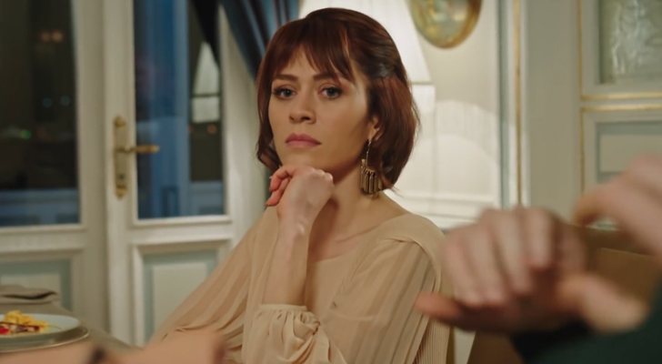 Yasemin, la oveja negra de la familia Egemen en 'La señora Fazilet y sus hijas'