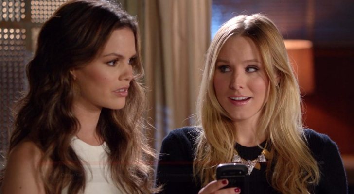 Leighton Meester y Kristen Bell en la 'Gossip Girl' original