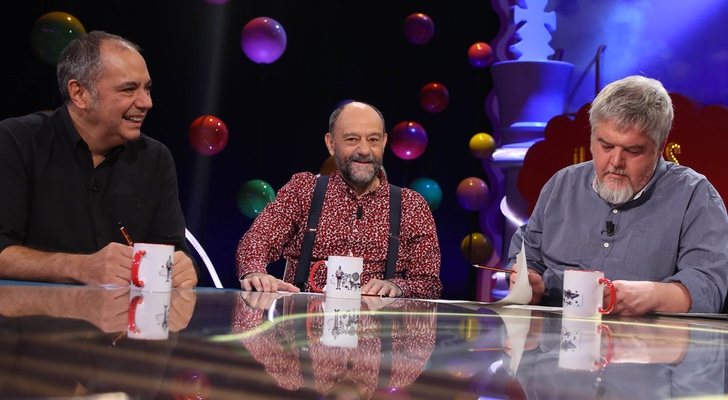 Pepe Colubi, Javier Cansado y Javier Coronas durante la grabación de 'Ilustres ignorantes'