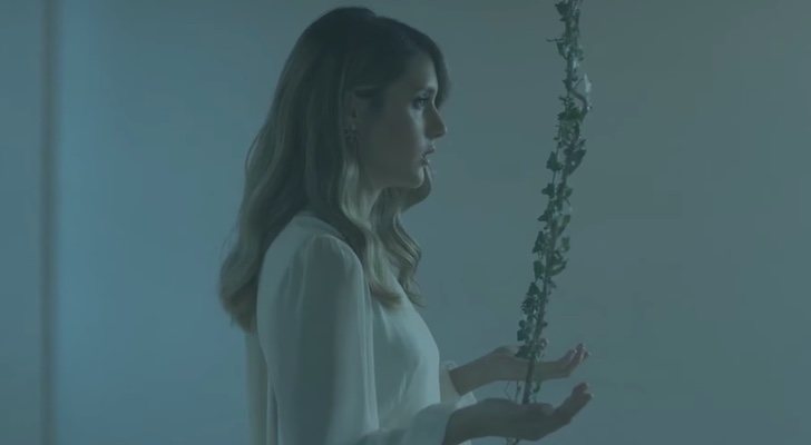 Sabela en el videoclip de &quot;Despedida&quot;
