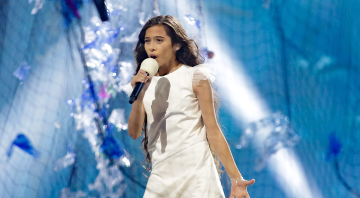 Melani García cantando "Marte" en Eurovisión Junior 2019