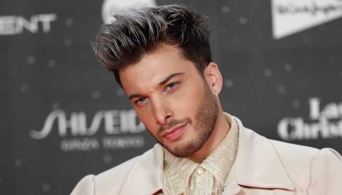 Blas Cantó está a punto de elegir tema para Eurovisión 2020