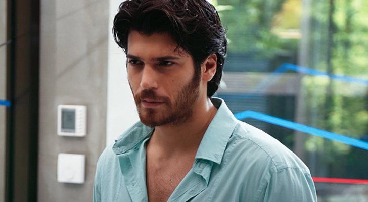 Яман любовь назло. Джан яман фото 2022. Джан яман любовь назло. Джан яман. Джан яман.