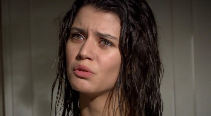 Bihter (Beren Saat) en 'Amor prohibido'