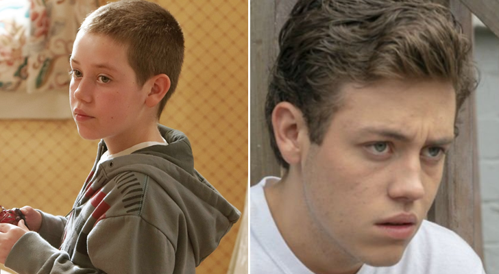 Ethan Cutkosky al inicio de 'Shameless' (izq.) y en la actualidad (der.)