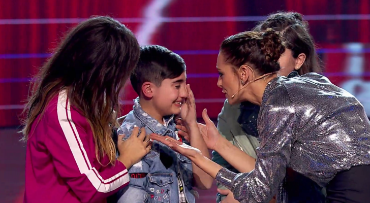 Eva González consuela a Marcos Díaz en &#39;La Voz Kids&#39;