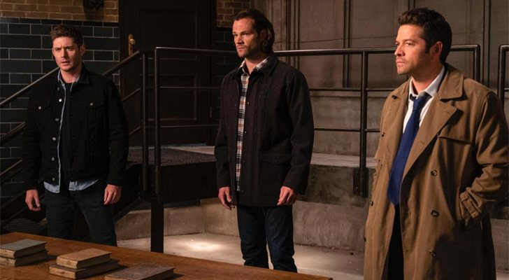 Jensen Ackles, Misha Collins y Jared Padalecki en 'Sobrenatural'