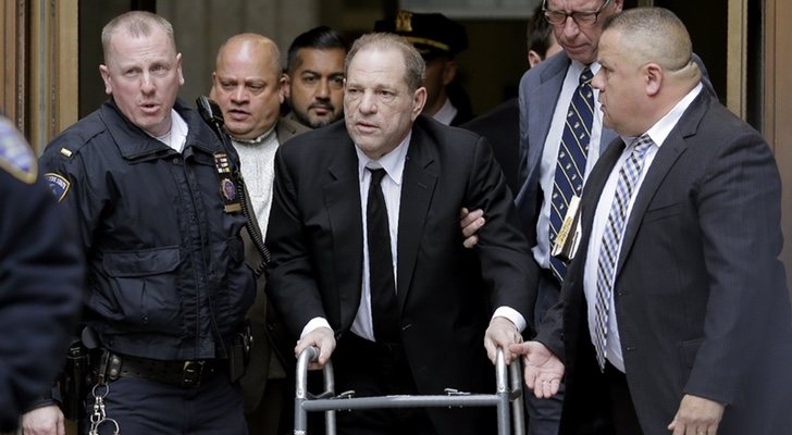 Harvey Weinstein al entrar en la vista oral del tribunal de Manhattan