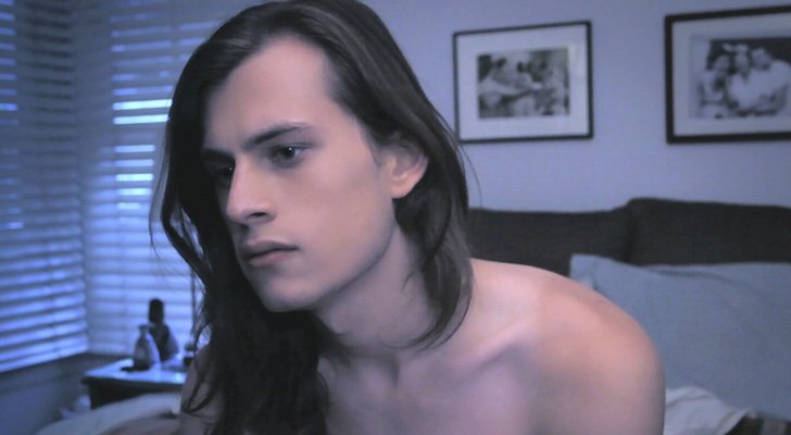 Harry Hains en &quot;The Surface&quot;