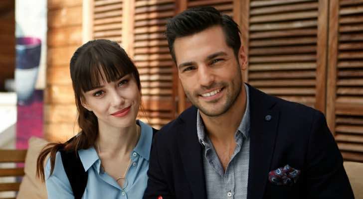 Protagonistas de 'Kiraz Mevsimi (Amar es primavera)'