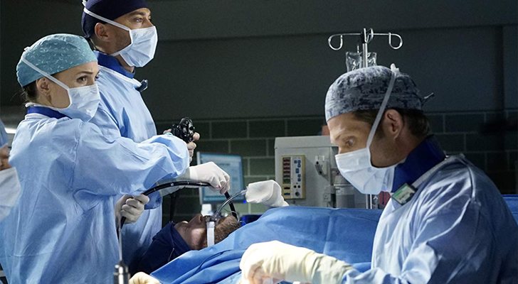 Link en quirófano en 'Anatomía de Grey'