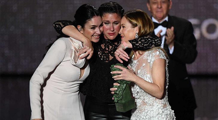 Celia, Tamara y María, hijas de Marisol, recogen el Goya de honor 2020