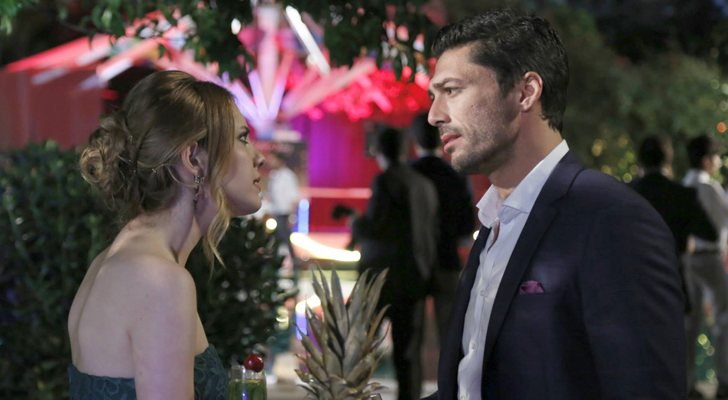 Elif y Murat, amigos de Can en 'Situación sentimental: complicada'