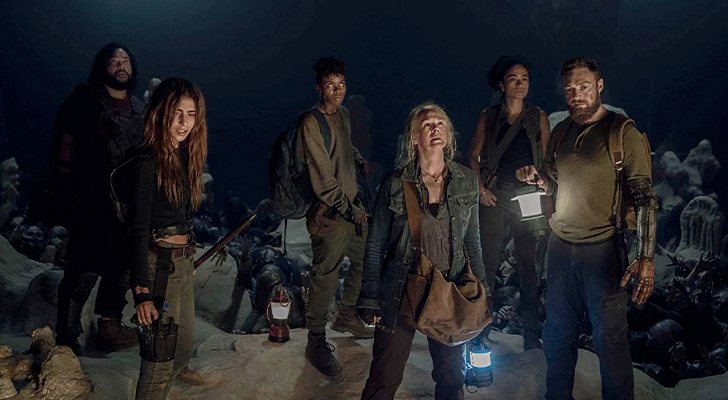 El grupo atrapado en la cueva en 'The Walking Dead'