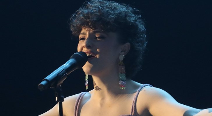 Anne Lukin cantando en la Gala 6 de 'Operación Triunfo 2020'