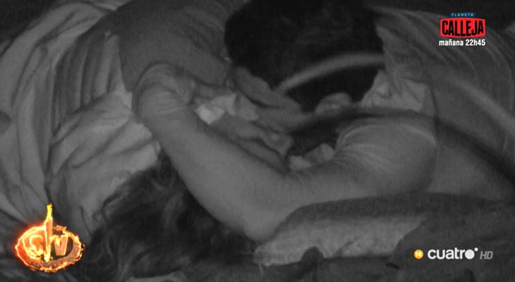 Ivana y Hugo se besan por primera vez en 'Supervivientes 2020'