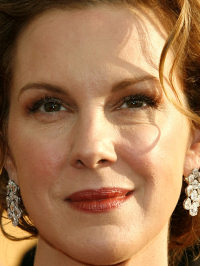 Elizabeth Perkins