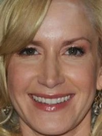 Angela Kinsey