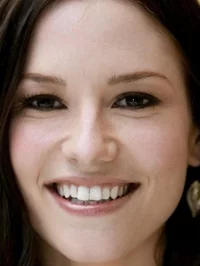 Chyler Leigh