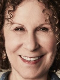 Rhea Perlman