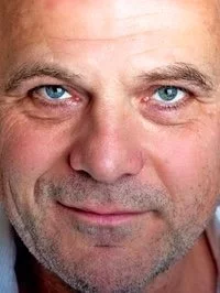 Bernhard Schütz