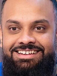 Guz Khan
