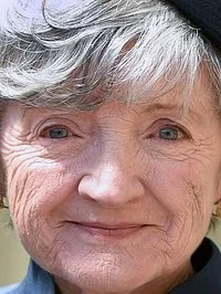 Julia McKenzie