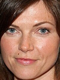 Nicole de Boer