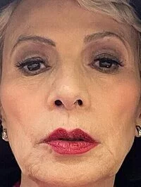 Patricia Reyes Spíndola
