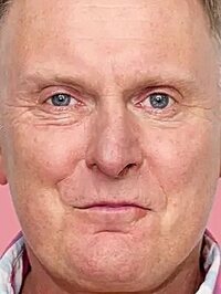 Robert Glenister