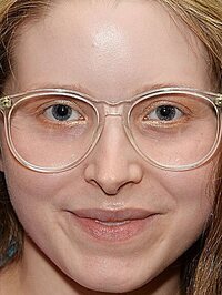 Jessie Cave