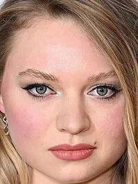 Mia Threapleton