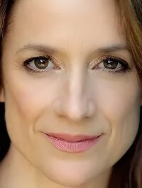 Raquel Cassidy
