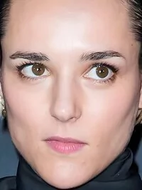 Jehnny Beth