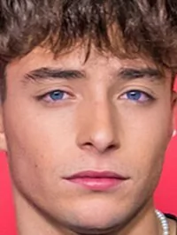 Izan Llunas
