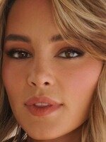 Hassie Harrison