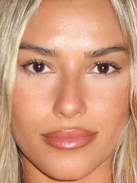 Leila León