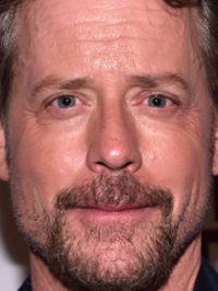 Greg Kinnear