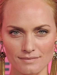 Amber Valletta